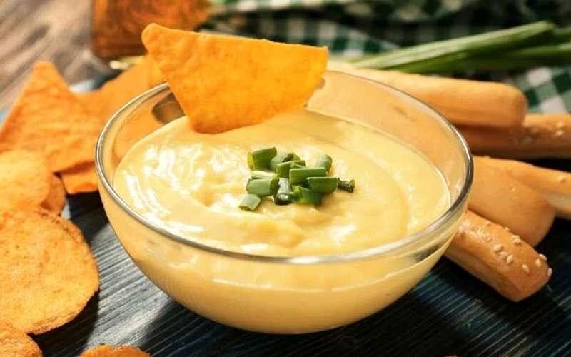 طرز تهیه سس دیپ پنیر رستورانی در خانه
