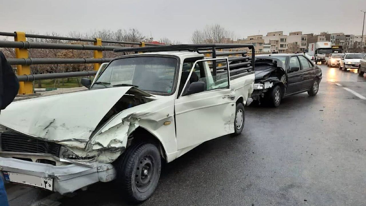 
راهور هشدار داد؛ خطر تصادفات زنجیره‌ای در معابر برفی پایتخت