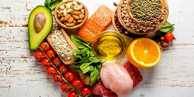بعد از ۴۰ سالگی این ۱۰ خوراکی را حتما بخورید