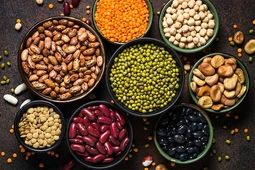  حباب ۳۰۰ هزار تومانی حبوبات در بازار یله 
