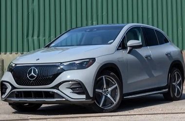 قیمت جدید دو مدل مرسدس بنز در ایران اعلام شد