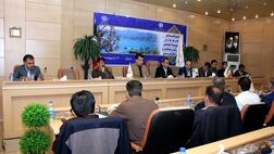بیمه نکردن روستاییان زنگ خطری برای مسئولان است