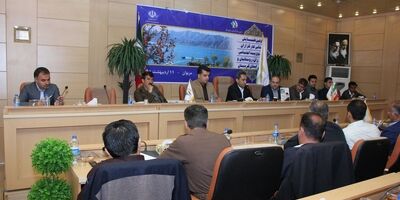بیمه نکردن روستاییان زنگ خطری برای مسئولان است
