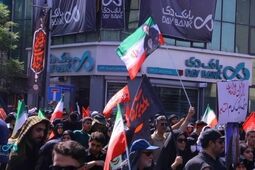 خادمی به سبکِ کارکنان بانک دی در مسیر وداع
