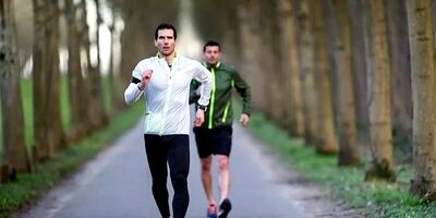 چگونه پیاده‌روی به کاهش وزن و چربی شکمی کمک می‌کند؟
