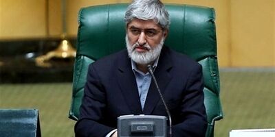 رییس مجلس اجازه خارج کردن طرح‌های دارای بار مالی از دستور کار مجلس را دارد