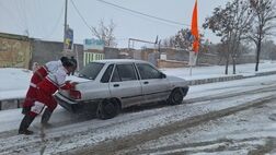 امدادرسانی هلال احمر به بیش از ۱۵ هزار نفر در برف و کولاک