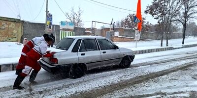 امدادرسانی هلال احمر به بیش از ۱۵ هزار نفر در برف و کولاک