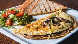 طرز تهیه املت اسپانیایی با شیر ؛ صبحانه ای مقوی و خوشمزه
.