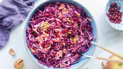 طرز تهیه سالاد کلم قرمز و انار مجلسی رستورانی
