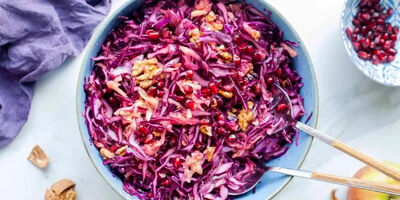 طرز تهیه سالاد کلم قرمز و انار مجلسی رستورانی

