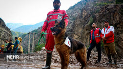 در جستجوی گمشدگان سیلاب کندوان