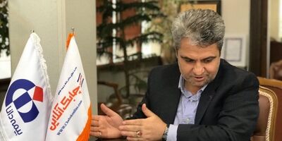 شرکت‌های کوچک ریسک صنعت بیمه را بالا برده‌اند/ پیشکسوتان جایگاه‌های مدیریتی را به نسل جدید واگذار کنند!