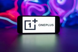 رونمایی وان‌پلاس از گوشی جدید خود با باتری بزرگ و قابلیت‌های عکاسی رقابتی

