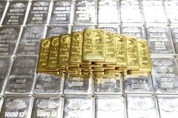 خروج نقدینگی حقیقی از صندوق‌های طلا و نقره در اولین روز کاری ۱۴۰۵