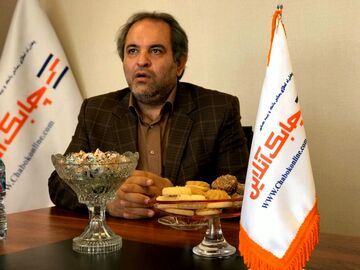 ایرج نیازی