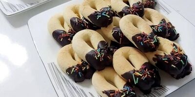 طرز تهیه شیرینی نعلی (اشکی) مخصوص عید
