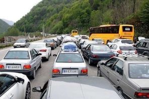آخرین وضعیت ترافیکی جاده‌های کشور/ بارش باران و برف در ۳ استان
