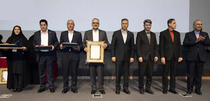 تجلیل از 26 رییس شعبه بانک ملت در گردهمایی روسای موفق شبکه بانکی کشور
