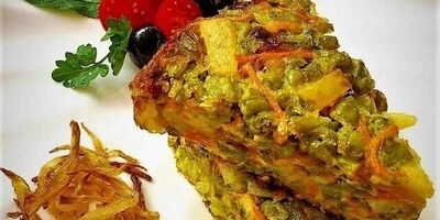 کوکو لوبیا سبز با گوشت چرخ کرده؛ به سبک تبریزی ها
