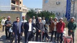 
توزیع کلاه‌ ایمنی بین موتورسواران گنبد کاووس از سوی بیمه دانا

