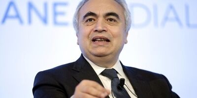  نفت ۱۰۰ دلاری ریسک واقعی برای اقتصاد است 