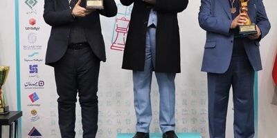 بیمه دی میزبان مسابقات شطرنج صنعت/ تیم بانوان بیمه دی قهرمان شد
