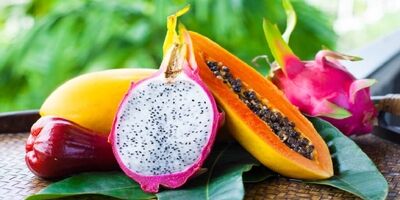 ۱۲ میلیون و ۵۰۰ هزار دلار صرف واردات میوه‌ های گرمسیری شد