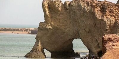 روزنه دریا در جزیره هرمز فرو ریخت