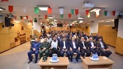 برگزاری مراسم گرامیداشت هفته بسیج در بیمه آسیا