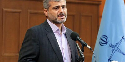 ۲۵ نفر از کارکنان بانک مرکزی تحت تعقیب قرار گرفته‌اند