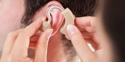 وسایل کمک شنوایی در کاهش ریسک ابتلا به زوال عقل موثرند