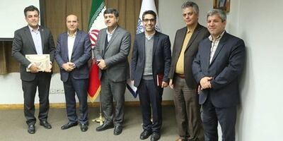 تقدیر از پژوهشگر برتر بانک سپه در مراسم هفته پژوهش نظام بانکی کشور
