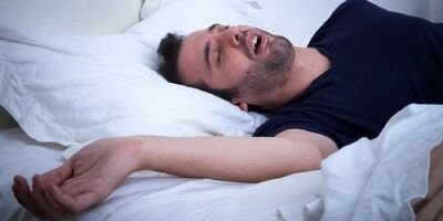 دلیل حرف زدن در خواب و راه حل آن

