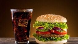 مصرف فست فودها با بیماری کبدی مرتبط است
