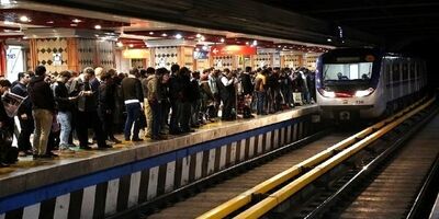 ناوگان حمل و نقل ریلی درون شهری پنج کلان شهر تحت پوشش بیمه شخص ثالث قرار گرفت
