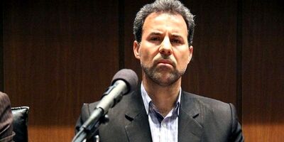 موفقیت سازمان برنامه و بودجه با مدیریت فعلی بعید است/ دولت نمی‌تواند با گفتاردرمانی اعتماد را به جامعه بازگرداند