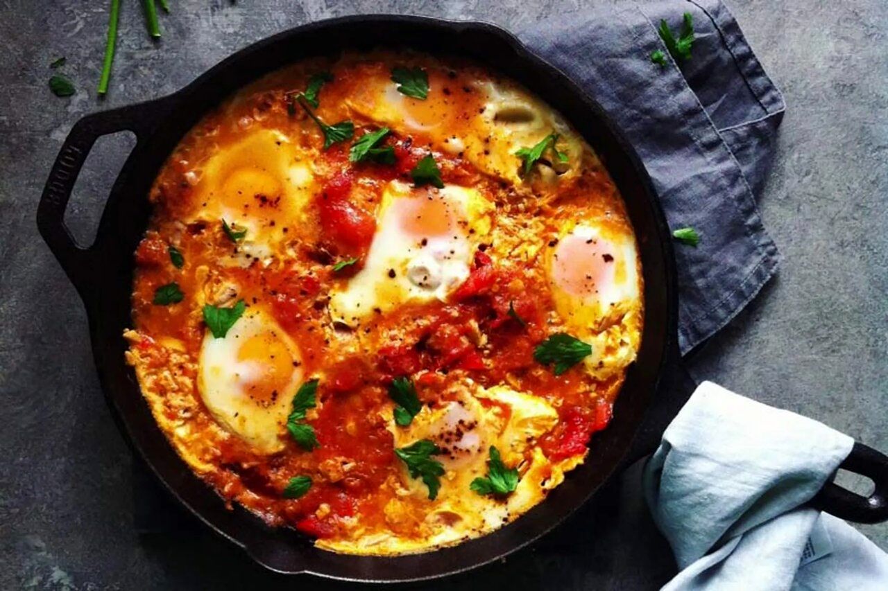طرز تهیه شاکشوکا؛ خوشمزهترین پیشغذای مدیترانه ای