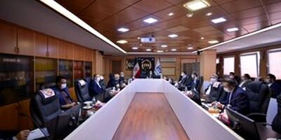 یک نماینده با فروش بیمه نامه تقلبی 4 میلیون دلار کلاهبرداری کرد!