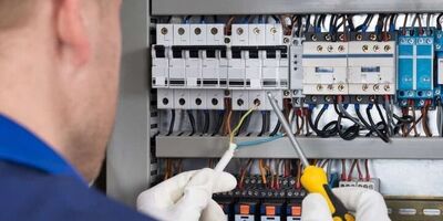  احتمال افزایش حوادث شبکه برق به دلیل شدت گرما و رشد مصرف 