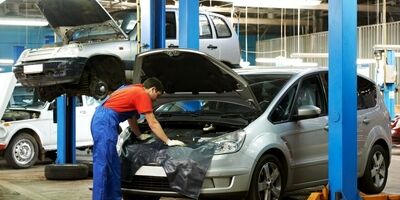اختلاف خودروسازان با شورای رقابت بالا گرفت