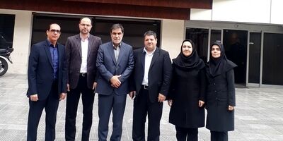 بازدید سرپرست بیمه ایران از شعب قراردادهای خاص و پایانه غرب 