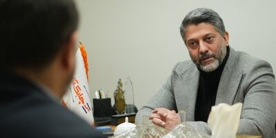عقود صنعت لیزینگ در ایران محدود هستند