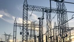 نیروگاه‌ها با حداکثر ظرفیت آماده تامین برق کشور هستند