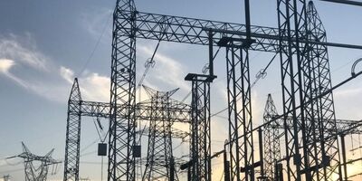 صادرات برق از واردات پیشی‌ گرفت
