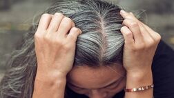 برخی از غذاها ظهور موهای سفید را  به تأخیر می اندازد