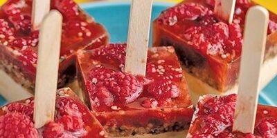 طرز تهیه بادام یخی؛ یک دسر مقوی و خوشمزه برای تابستان
