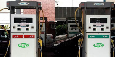 عرضه ۳۰۰ هزار لیتری بنزین سوپر در تابلوی بورس انرژی 