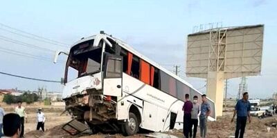 مرگ ۴ گردشگر در سقوط اتوبوس به دره

