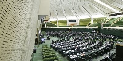 وزارت نیرو مکلف به صدور مجوز برای صادرات برق تولیدی توسط بخش خصوصی شد
